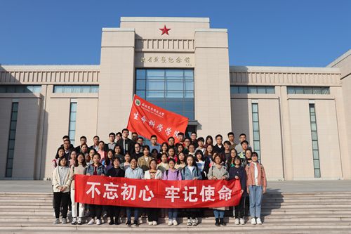 c333303c62fb4d3aa16f1ab27d133414.jpg