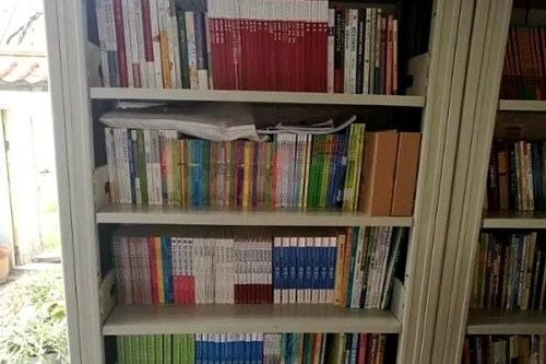 e841e6a8e77c4e91bf270a4740a45c94.jpg